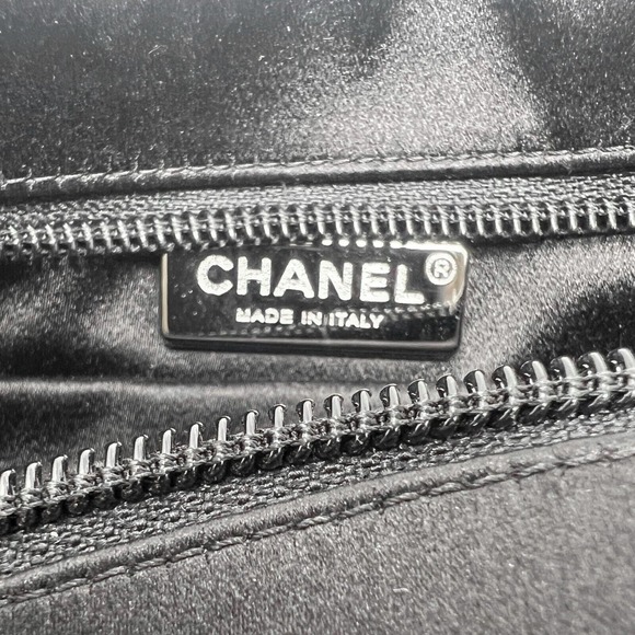 Chanel Satin Crystal CC Clutch Shoulder Bag Black Silver Chain - Picture 5 of 9